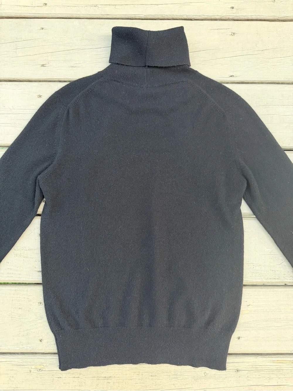 CHANEL Black Turtleneck Long Sleeve Cashmere Sweater size 40